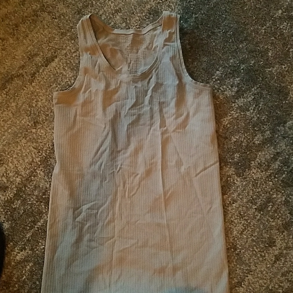 athlete gray tank